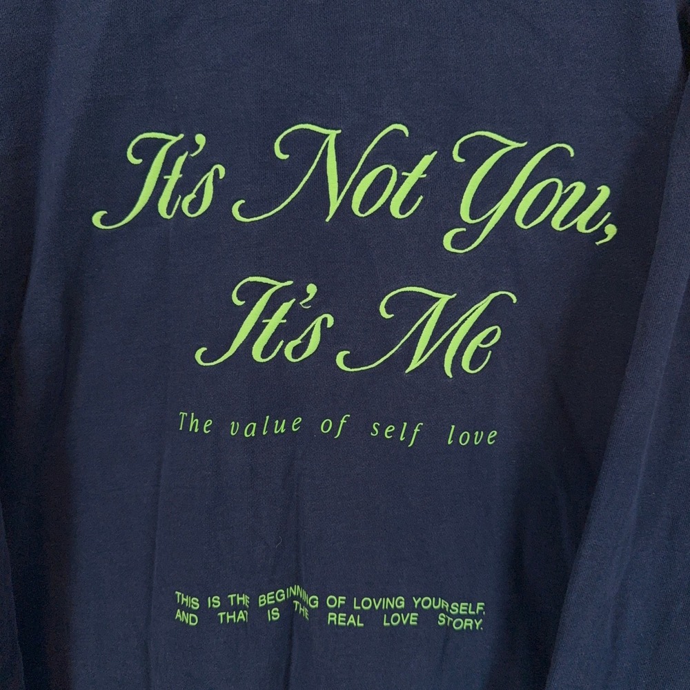 The Mayfair Group Sweatshirt Womens Medium/Large Blue Its Not You Its Me Graphic - Picture 10 of 11